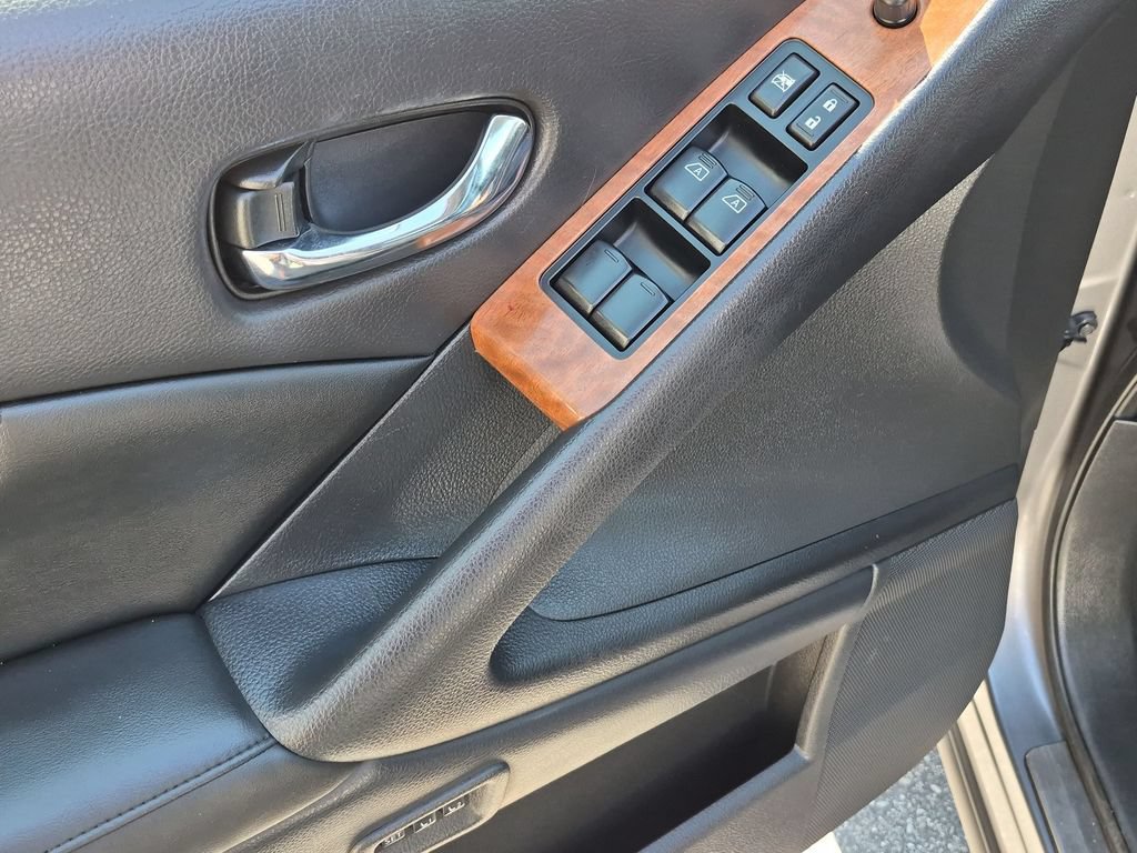 Used 2014 Nissan Murano LE w/ Platinum Edition Package FWD image 31