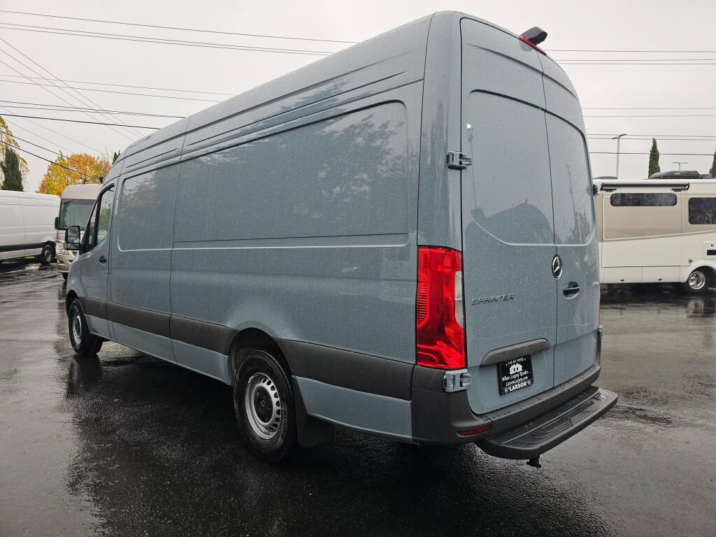 New 2025 Mercedes-Benz Sprinter 2500 image 4