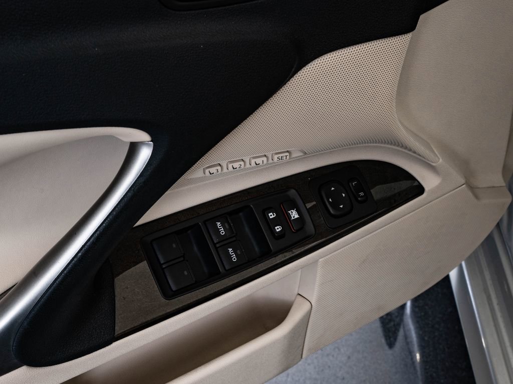 Used 2010 Lexus IS 250C image 30