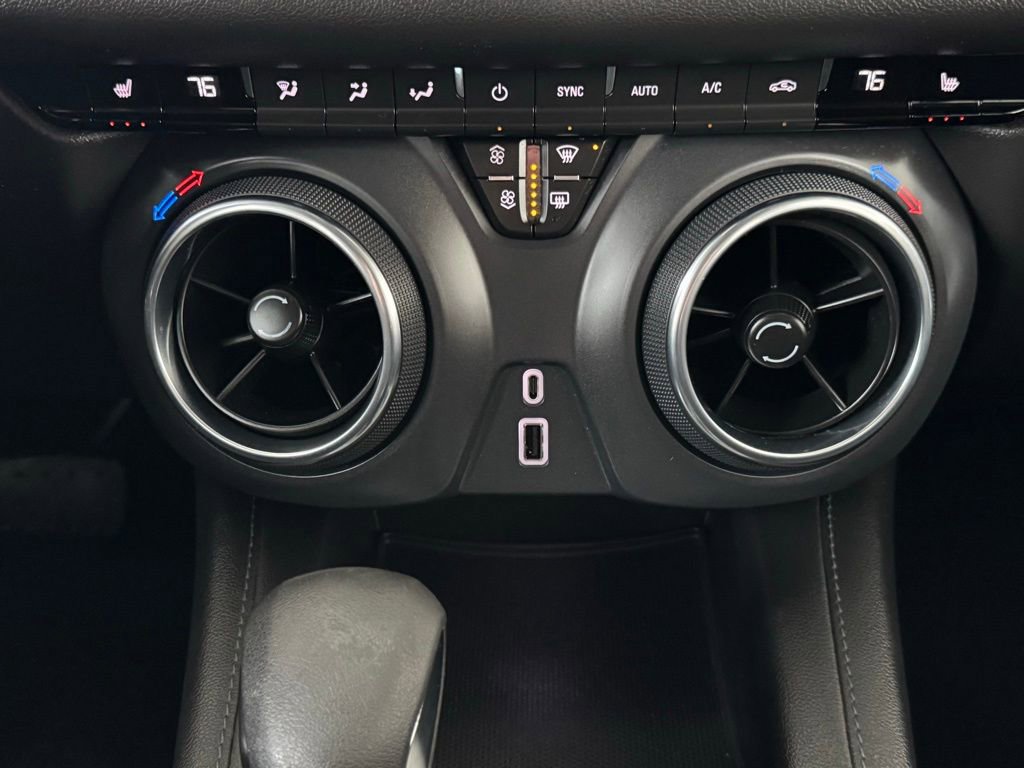 Used 2022 Chevrolet Blazer LT image 30