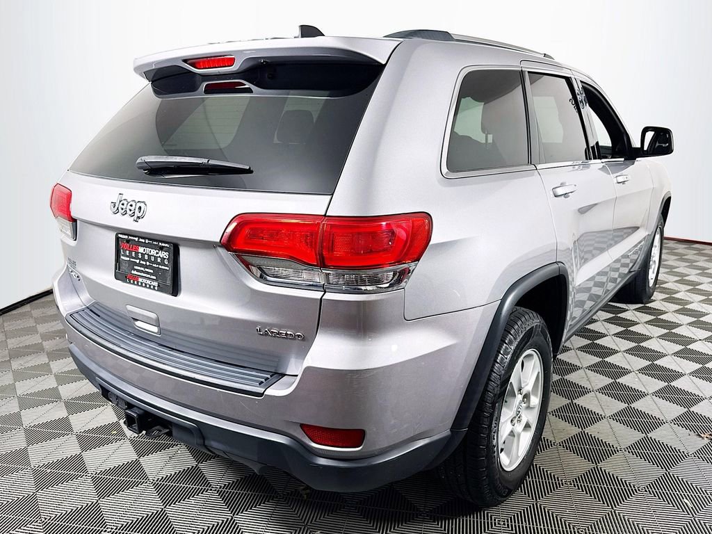Used 2015 Jeep Grand Cherokee Laredo w/ Quick Order Package 23E AWD/4WD image 7