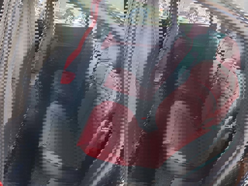 Used 2020 Porsche Taycan Turbo image 23