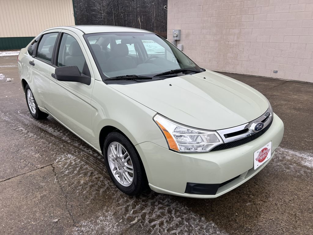 Used 2011 Ford Focus SE