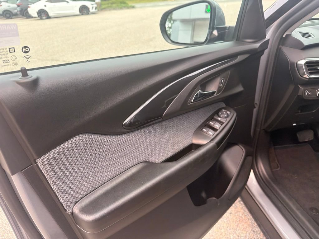 Certified 2023 Chevrolet TrailBlazer LT FWD image 29