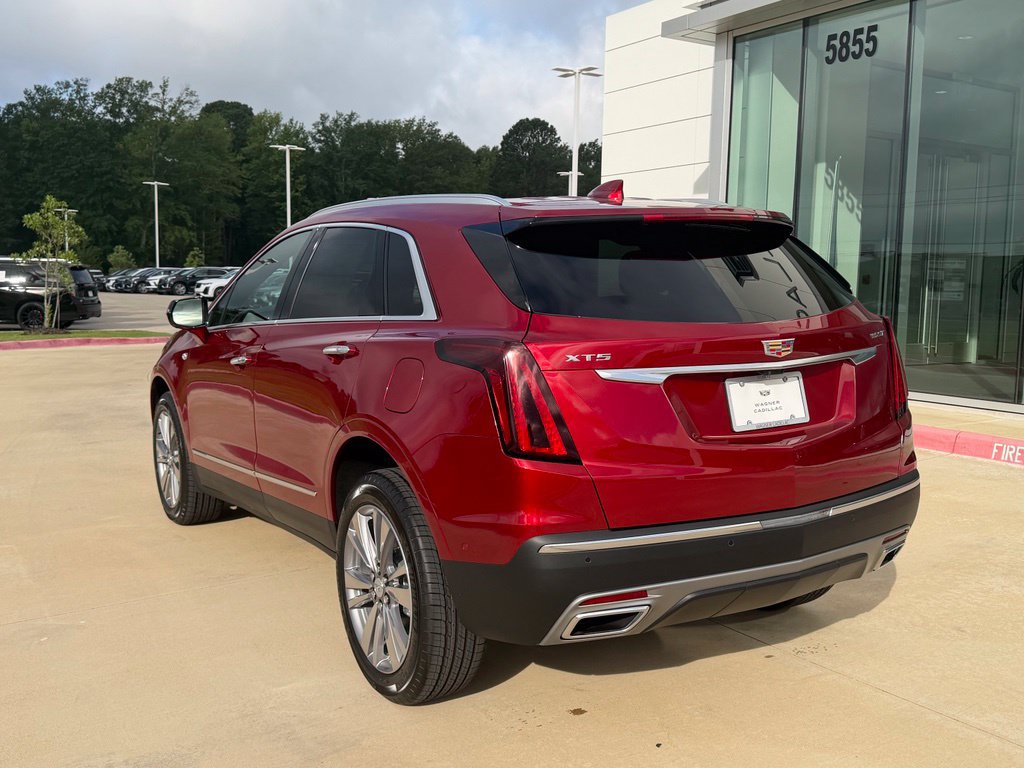 New 2026 Cadillac XT5 Premium Luxury w/ Driver Assist Package FWD image 3