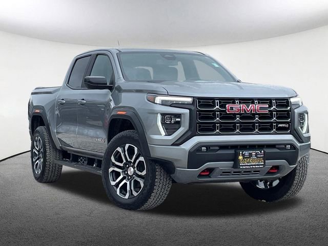 Used 2024 GMC Canyon AT4 AWD/4WD image 2