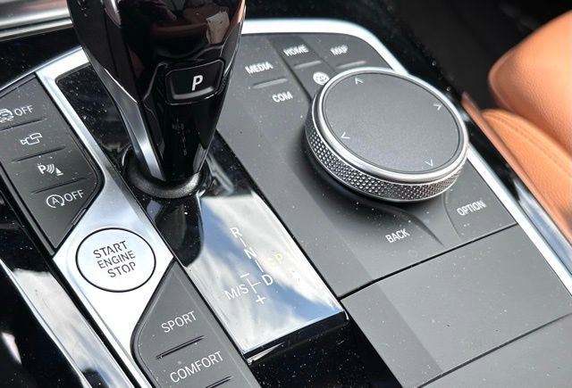 Used 2024 BMW X3 xDrive30i w/ Premium Package w/ZPA image 15