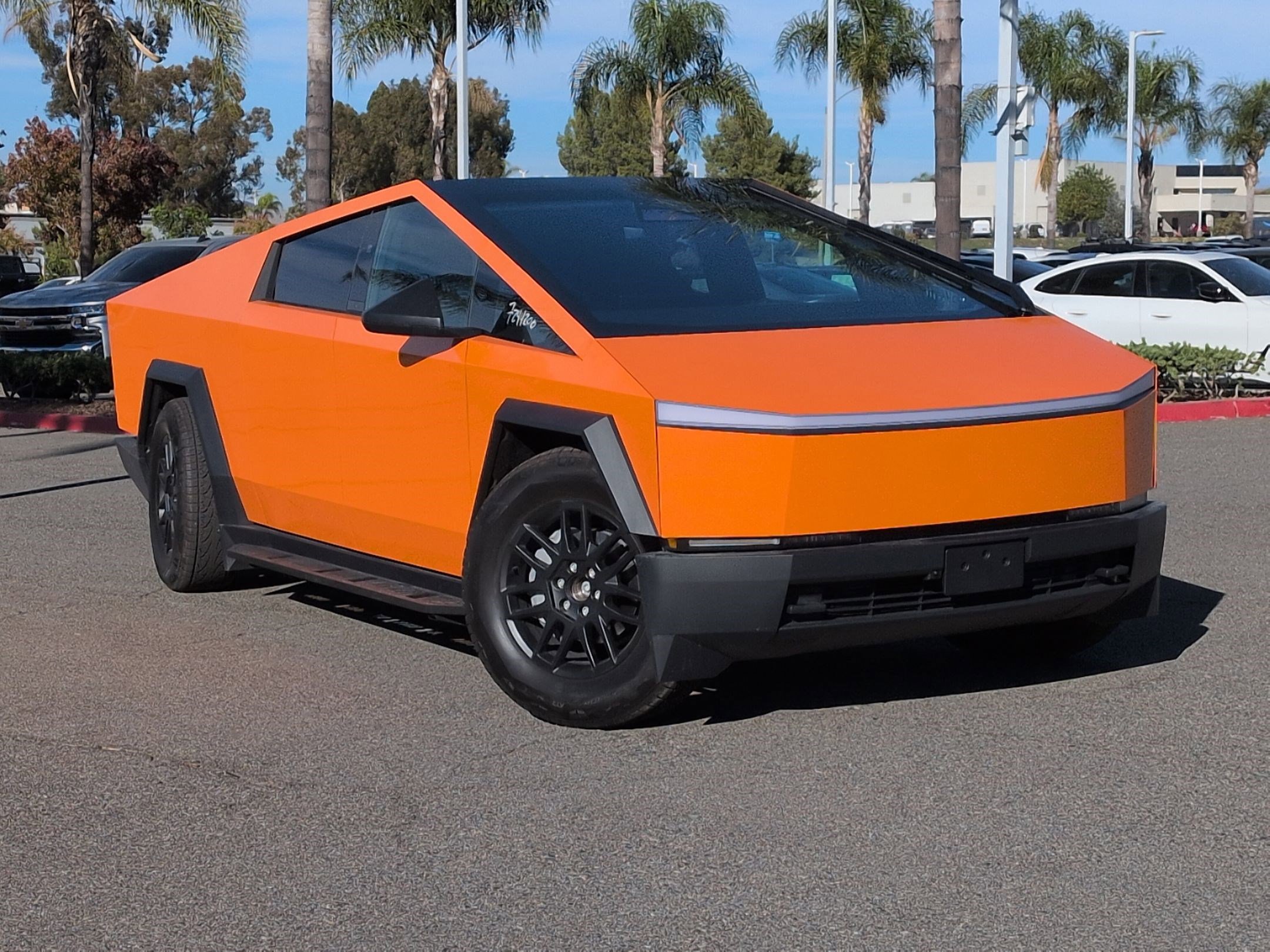 Used 2025 Tesla Cybertruck AWD Crew Cab image 2