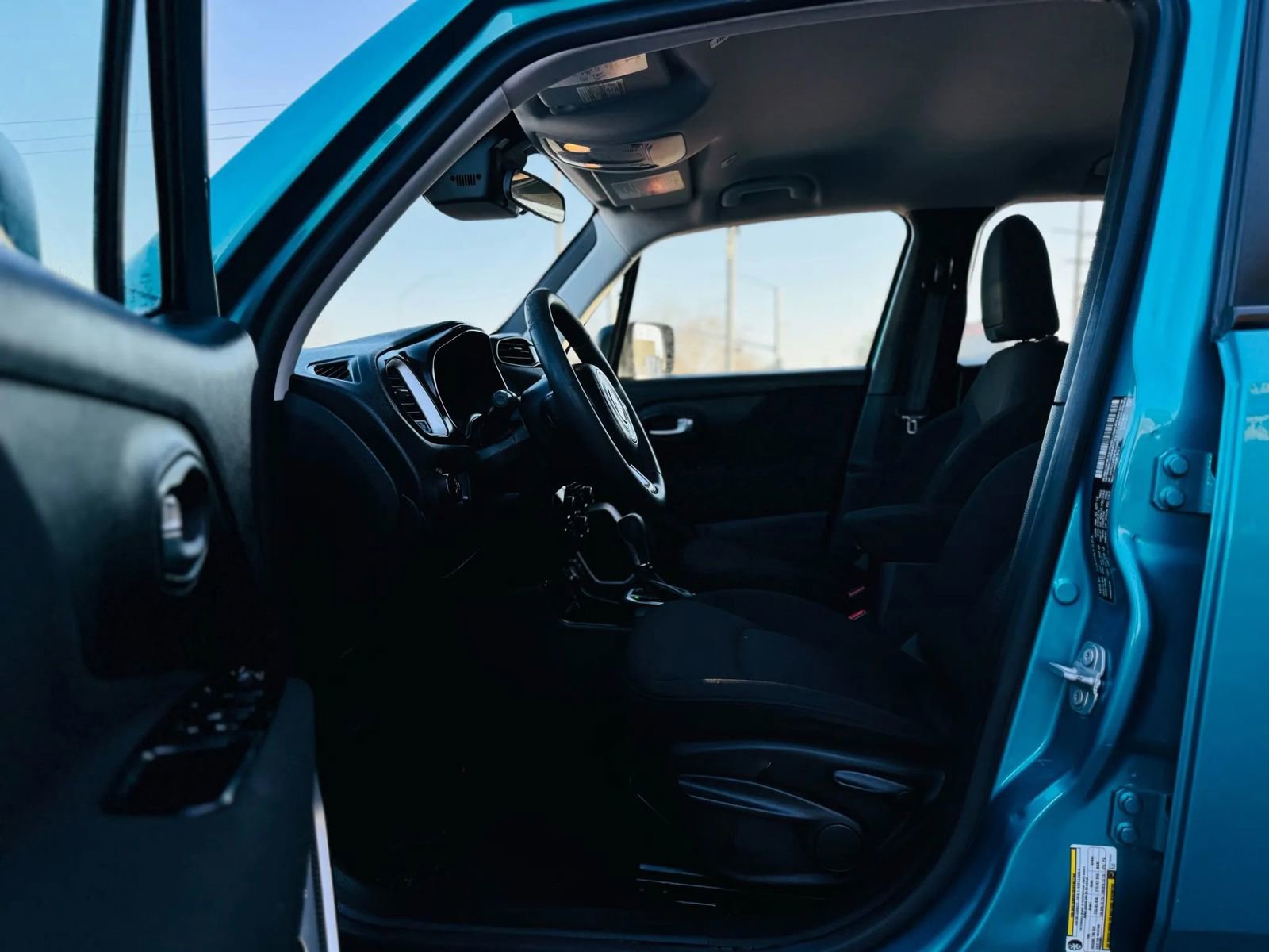 Used 2021 Jeep Renegade Sport image 10