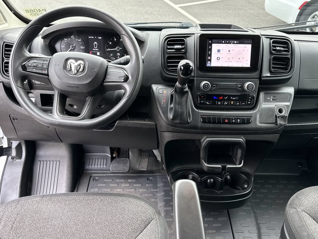 Used 2023 RAM ProMaster 2500 FWD image 3