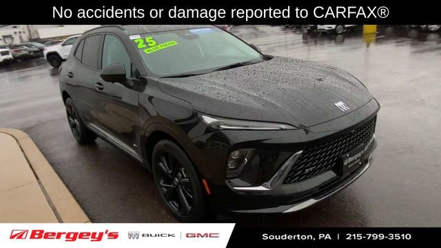 Certified 2025 Buick Envision Sport Touring image 2