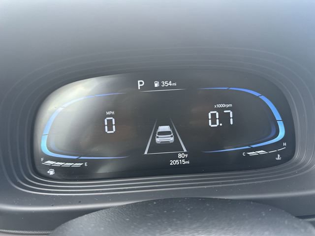 Used 2025 Hyundai Venue SEL FWD image 26