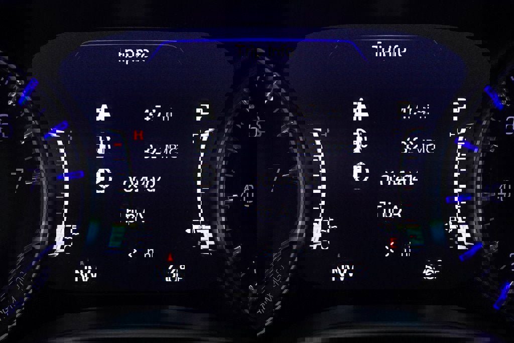 New 2026 Chrysler Pacifica Select w/ S Appearance Package image 17