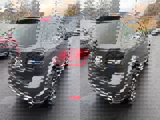 Used 2018 Dodge Journey Crossroad image 3