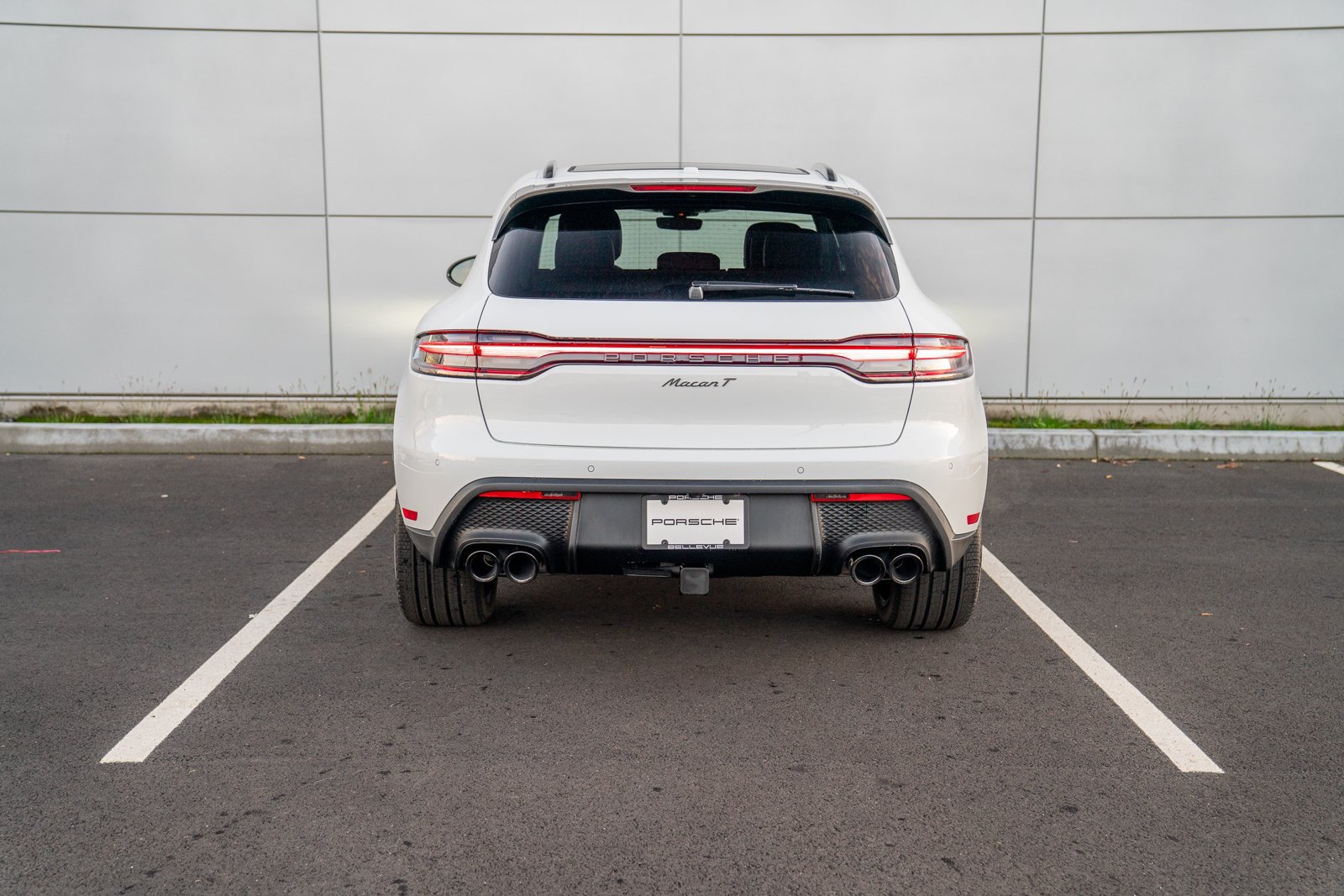Certified 2026 Porsche Macan Turbo AWD/4WD image 7