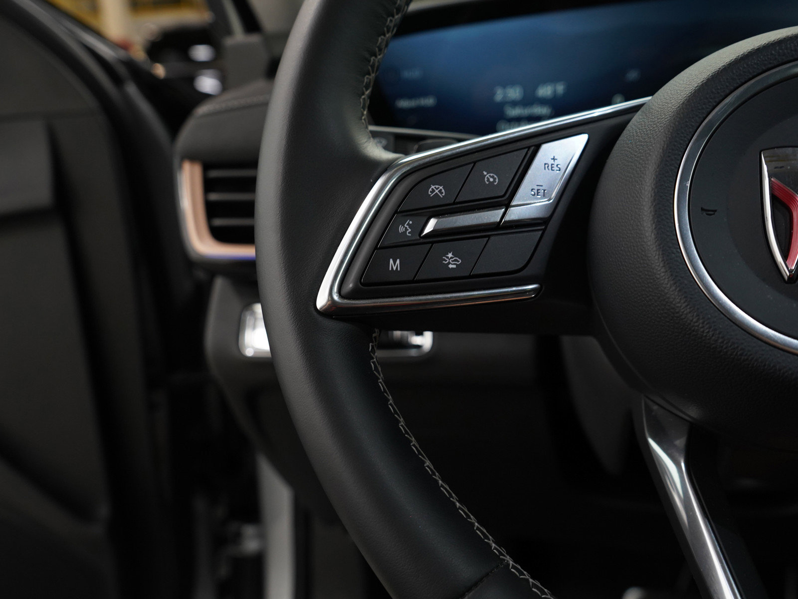 Used 2025 Buick Envision Sport Touring image 21