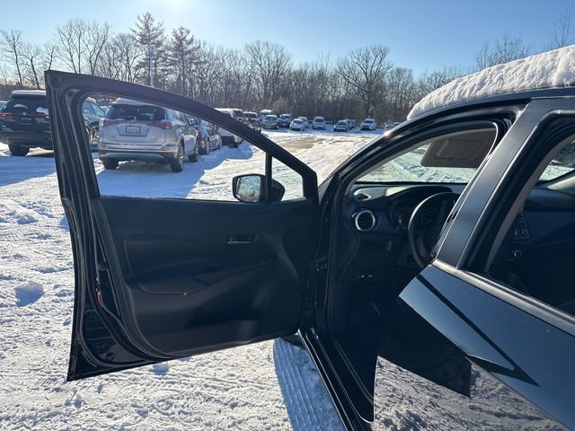 Used 2025 Nissan Versa SV image 18