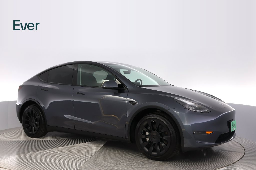 Used 2023 Tesla Model Y Long Range AWD/4WD image 14