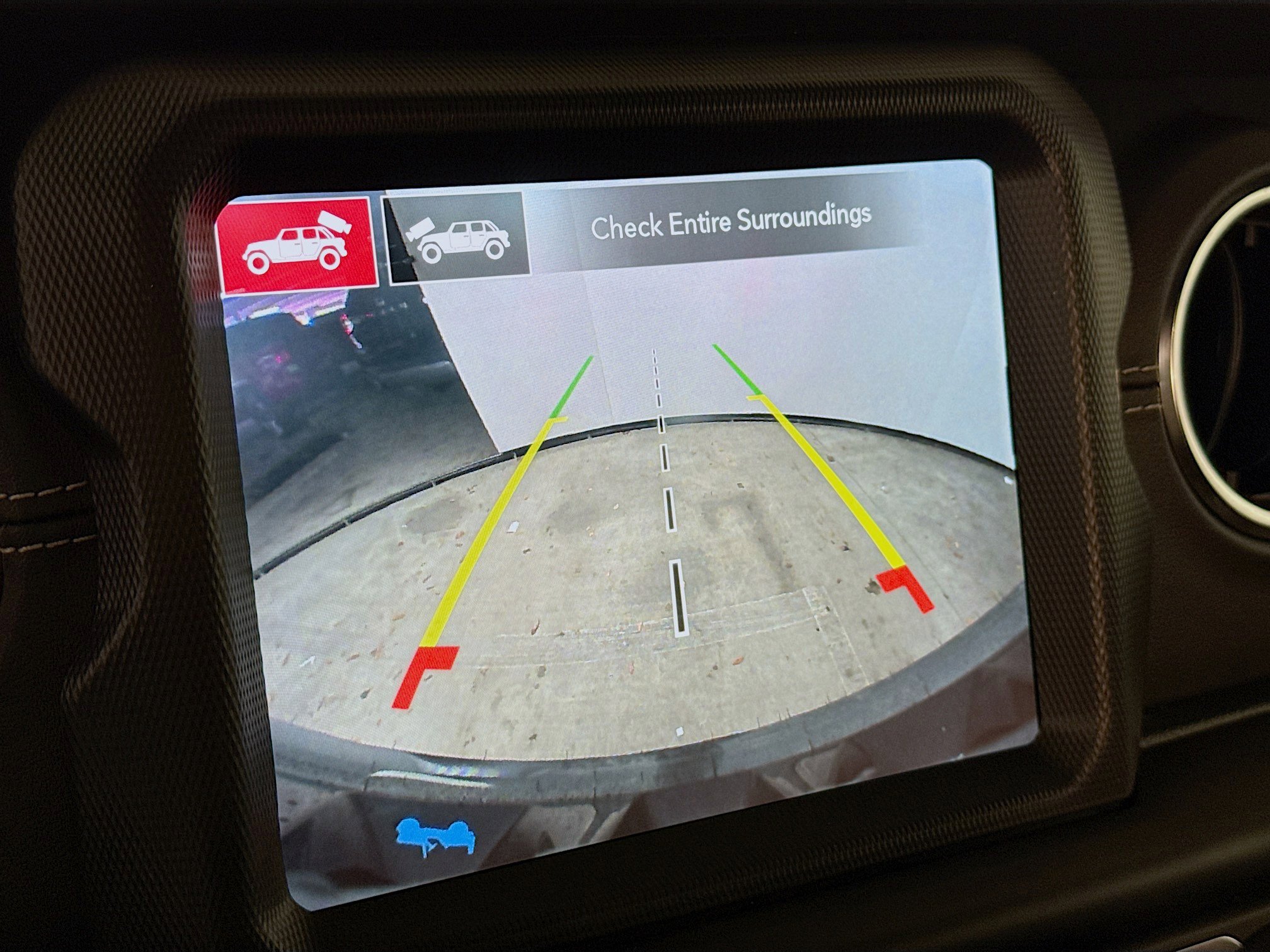 Used 2022 Jeep Wrangler Unlimited Sahara w/ Cold Weather Group image 16