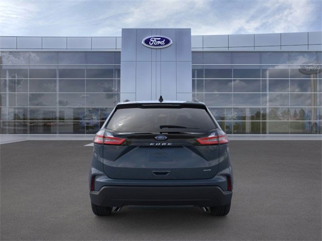 Used 2024 Ford Edge SE image 6
