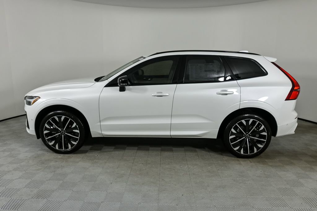 New 2026 Volvo XC60 B5 Ultra w/ Protection Package Premier image 2