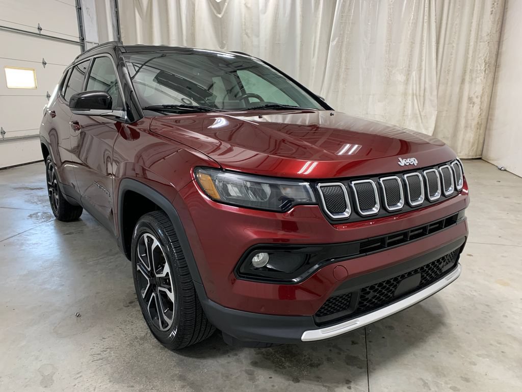 Used 2022 Jeep Compass Limited AWD/4WD image 14