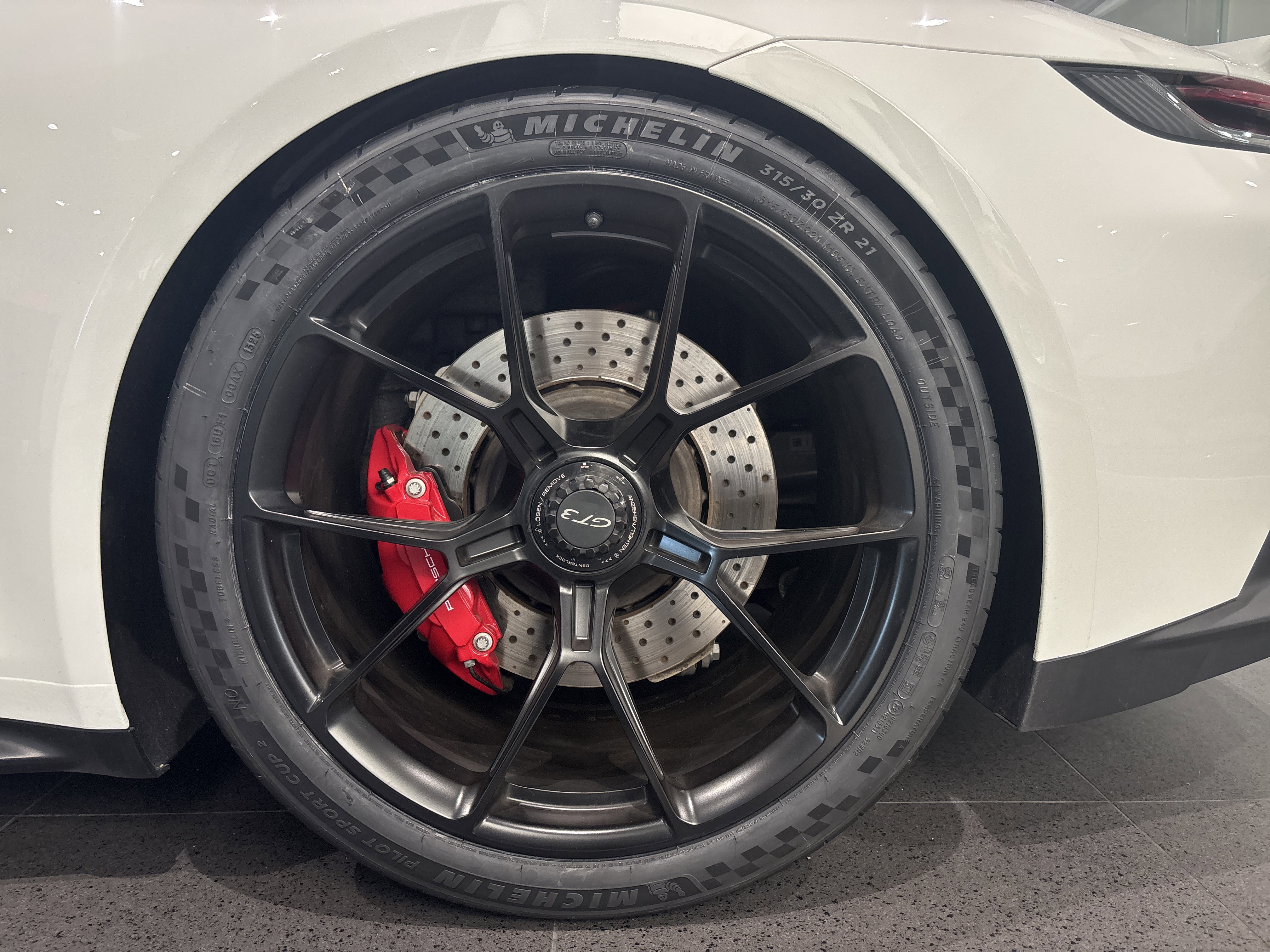 Used 2022 Porsche 911 GT3 image 31