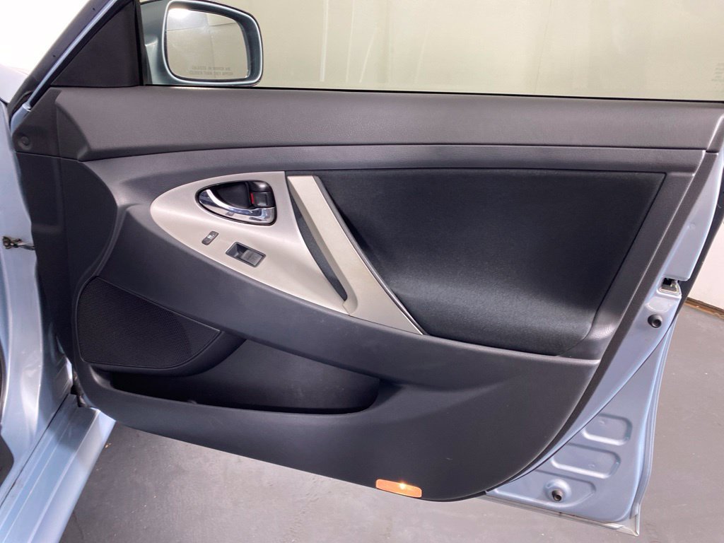 Used 2007 Toyota Camry SE FWD image 28