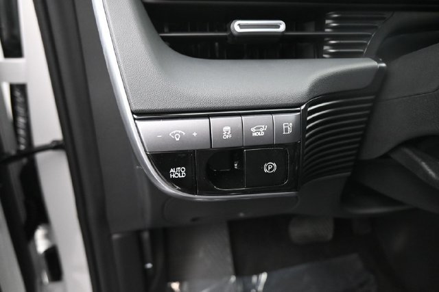 New 2027 Hyundai Ioniq 5 SEL RWD image 16