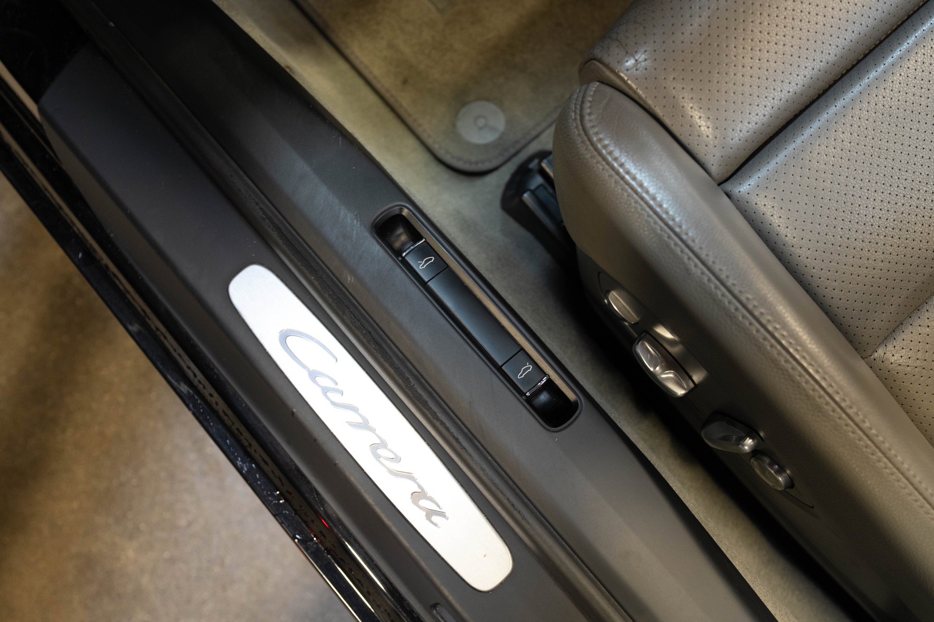 Used 2012 Porsche 911 Carrera image 64