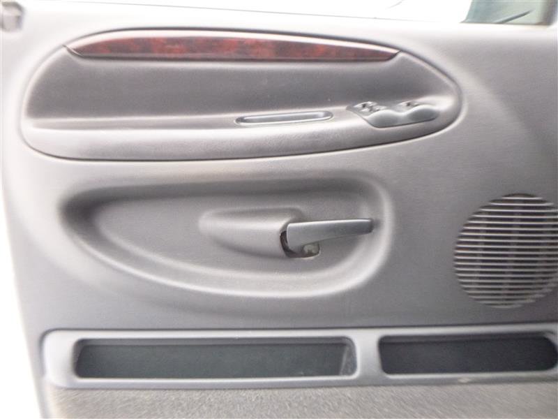 Used 2001 Dodge Ram 2500 Truck SLT Laramie image 16