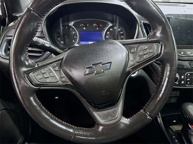 Used 2022 Chevrolet Equinox RS w/ Infotainment Package image 18