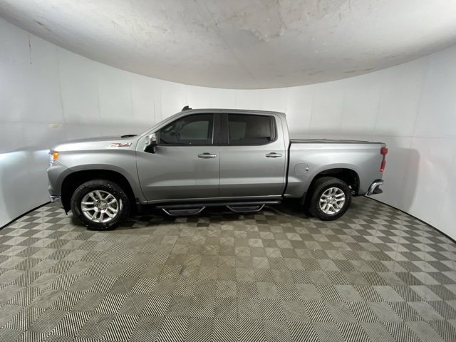 Used 2024 Chevrolet Silverado 1500 LT w/ Z71 Off-Road Package image 2