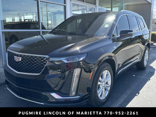Used 2025 Cadillac XT6 Luxury image 3