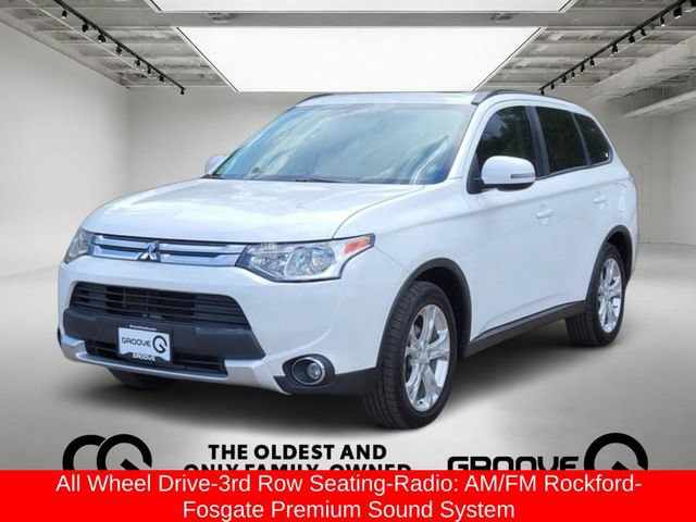 Used 2015 Mitsubishi Outlander SE AWD/4WD image 1