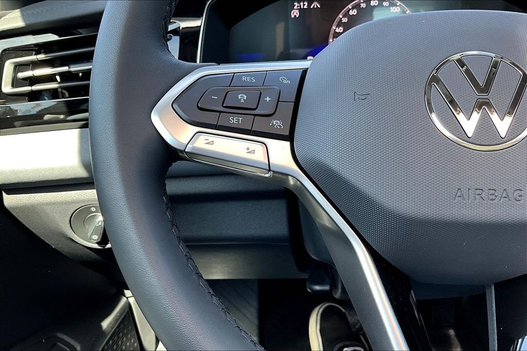 New 2026 Volkswagen Jetta SE image 9