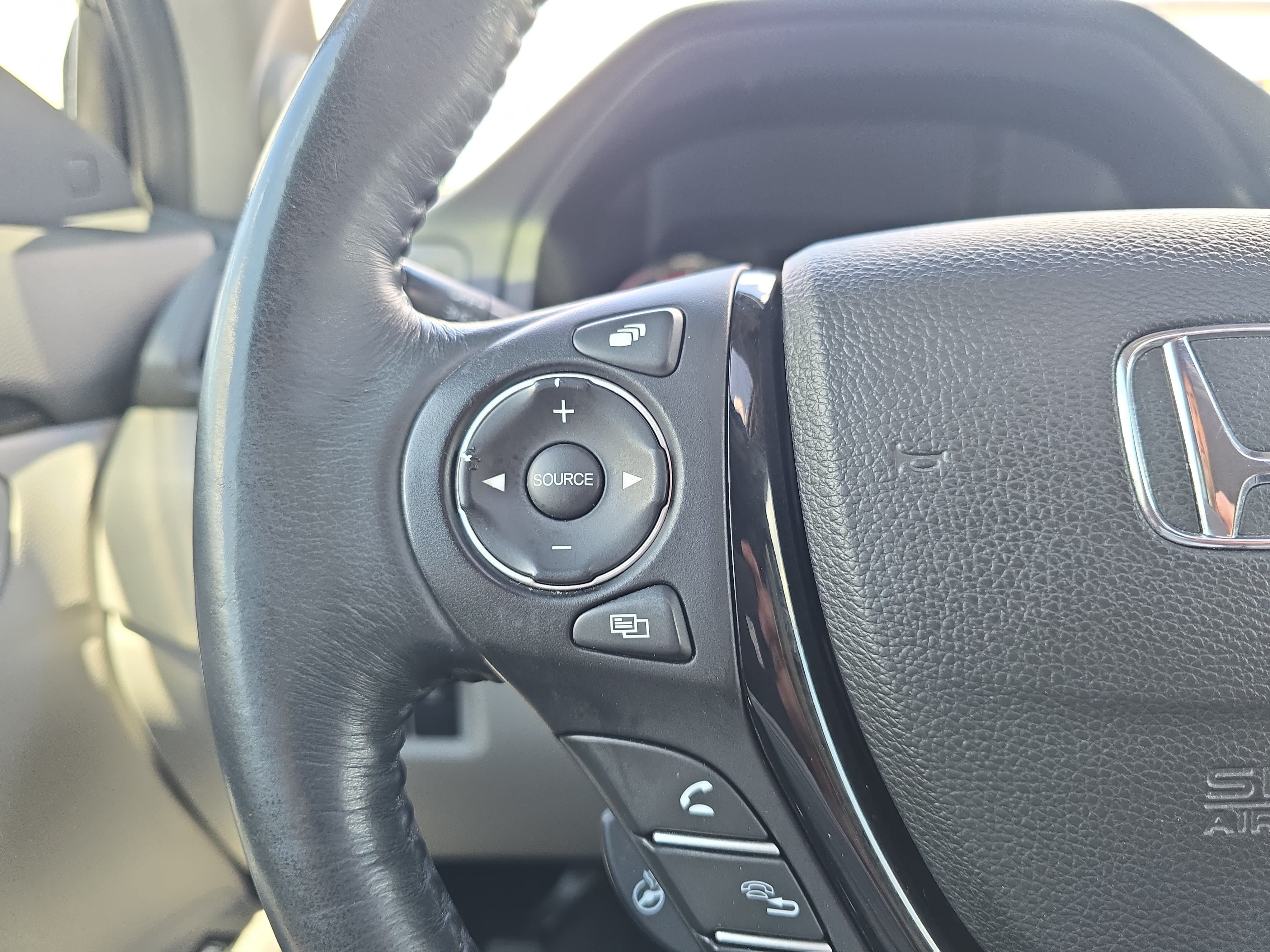 Certified 2017 Honda Ridgeline RTL-E image 15