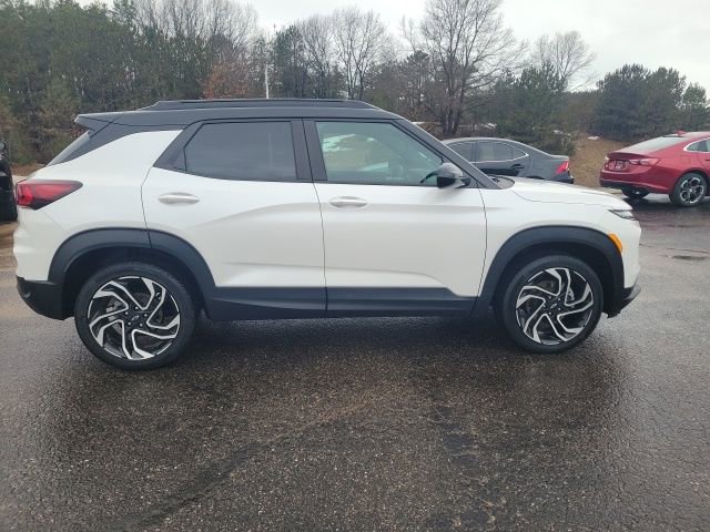 Certified 2025 Chevrolet TrailBlazer RS w/ Convenience Package AWD/4WD image 4