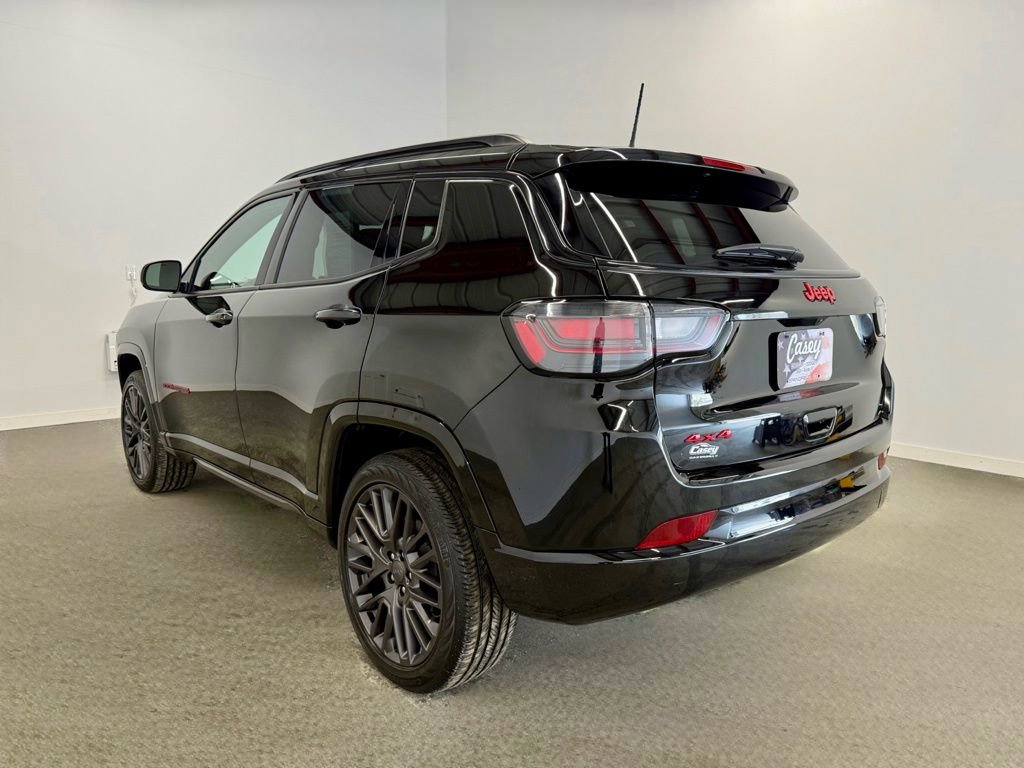 Used 2023 Jeep Compass Limited w/ Elite Group for (Red) Edition image 9