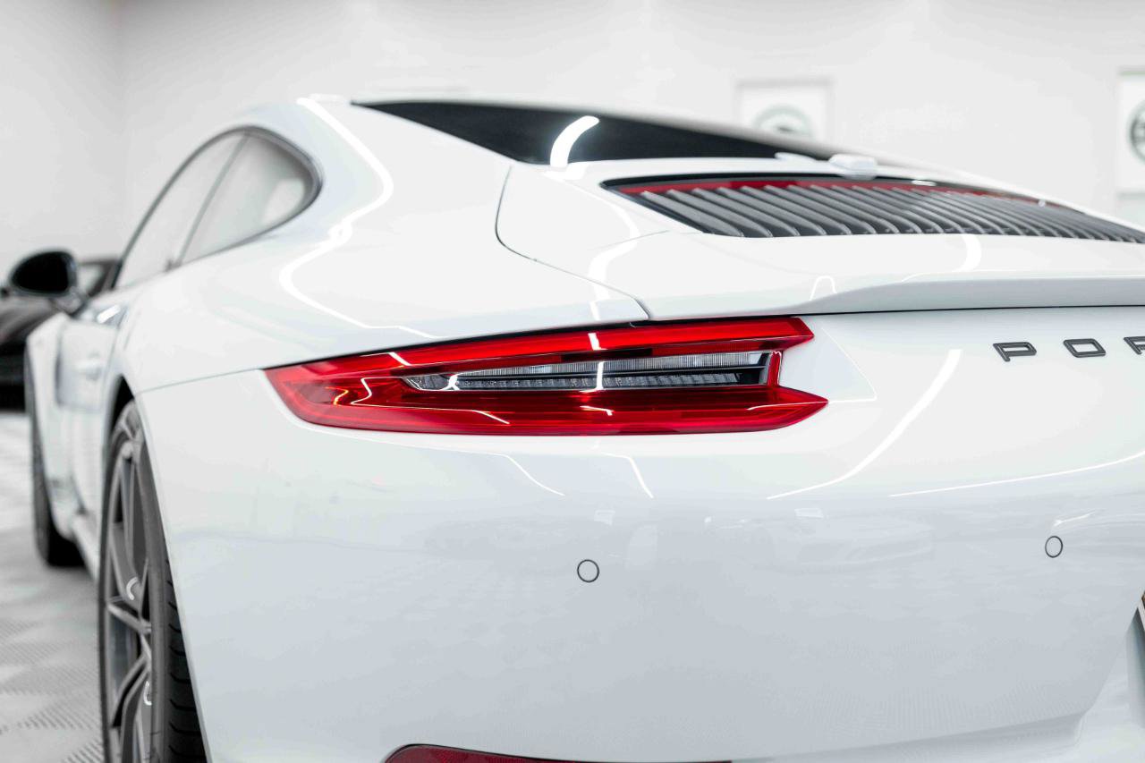 Used 2018 Porsche 911 Carrera T RWD image 30