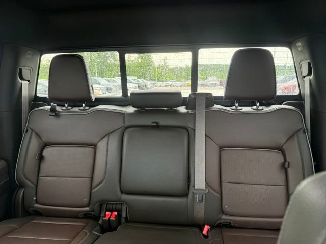 Used 2023 GMC Sierra 1500 Denali AWD/4WD image 17