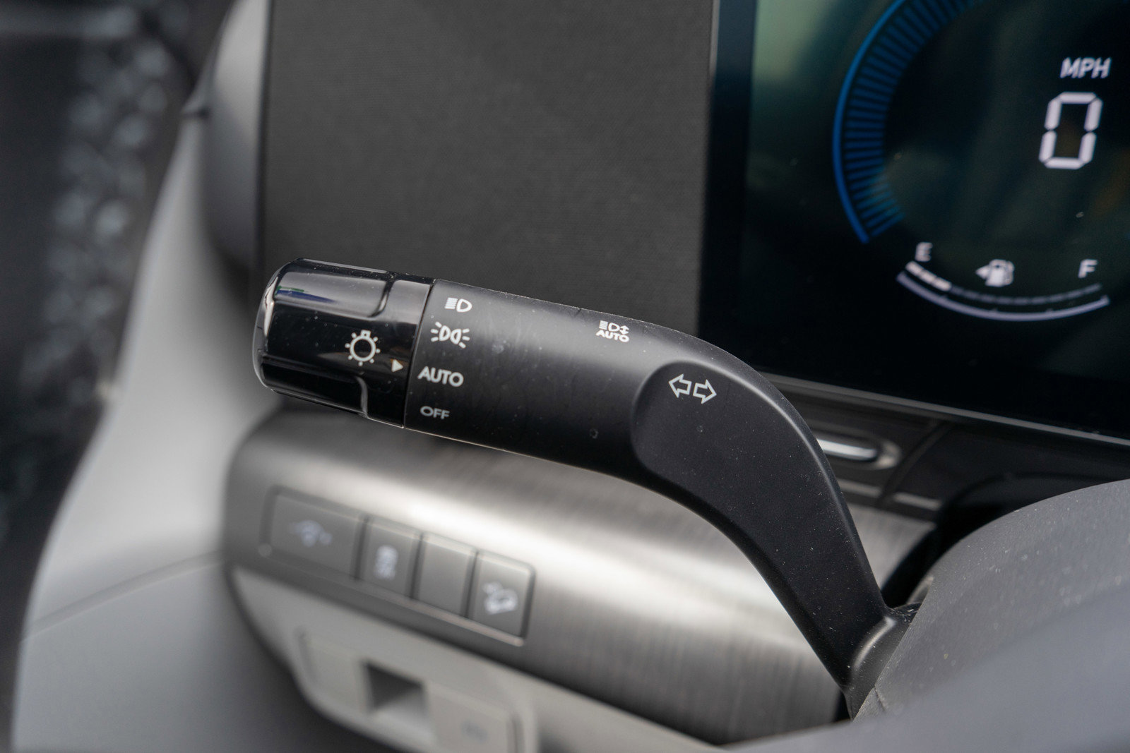 Used 2024 Hyundai Kona SEL AWD/4WD image 25