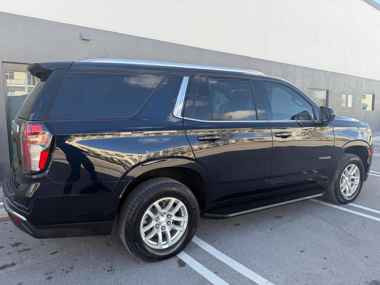 Used 2024 Chevrolet Tahoe LS image 15