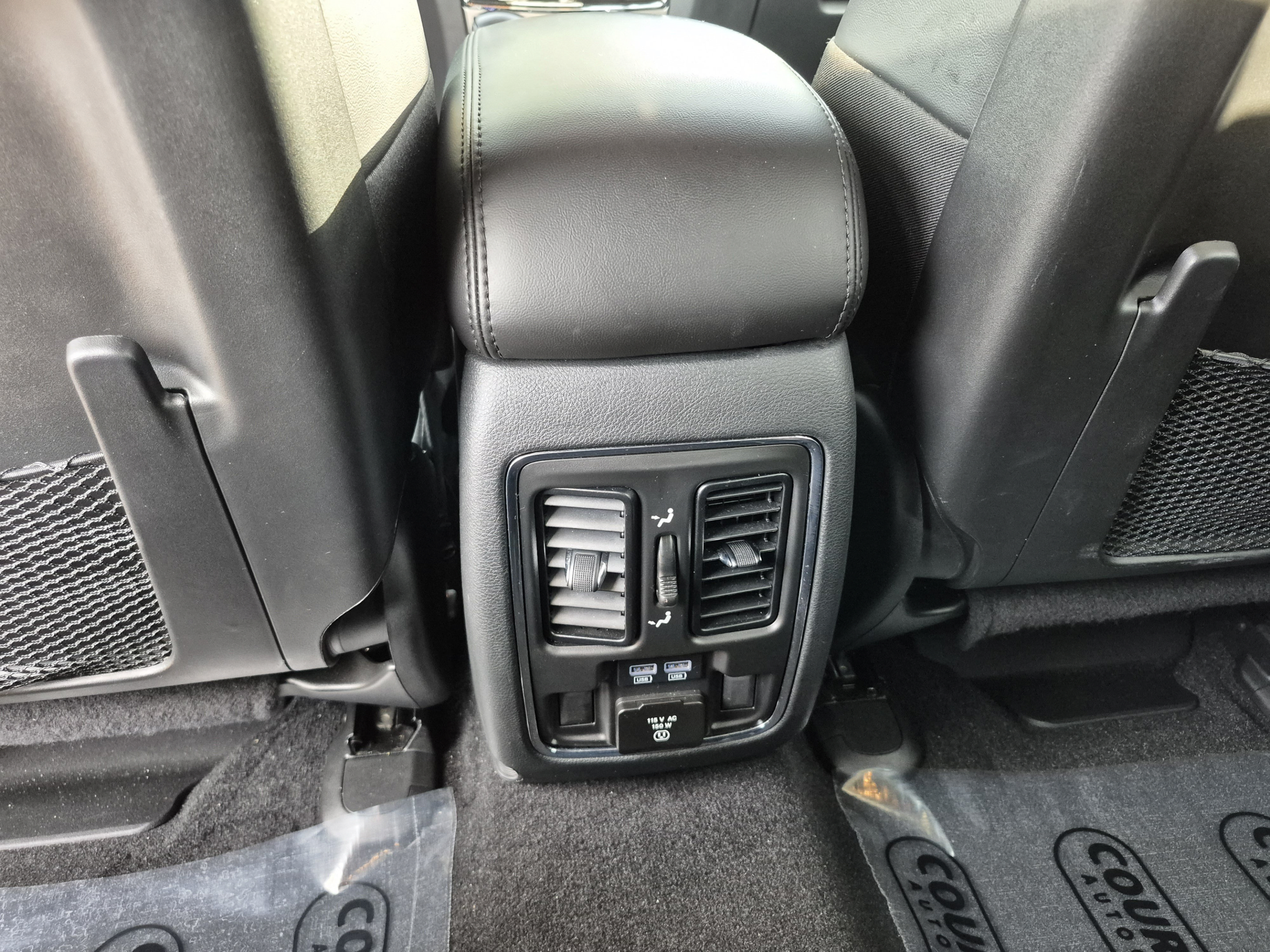 Used 2022 Jeep Grand Cherokee Limited w/ Trailer Tow Group IV AWD/4WD image 17