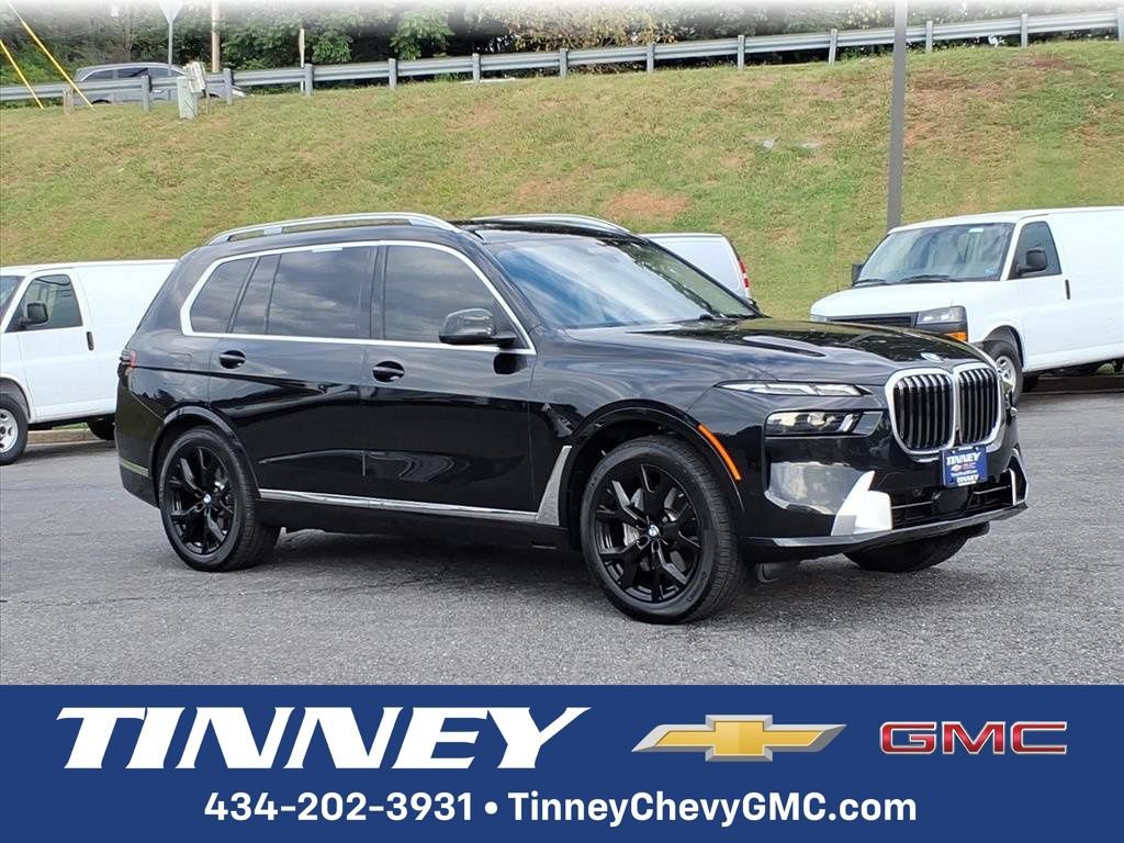 Used 2023 BMW X7 xDrive40i AWD/4WD image 1