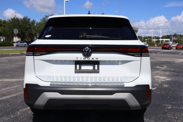 Certified 2026 Volkswagen Tiguan S FWD image 6