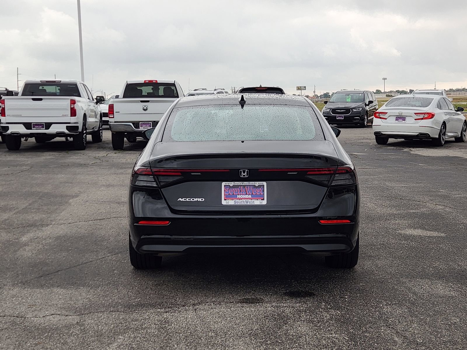 Used 2024 Honda Accord EX image 8