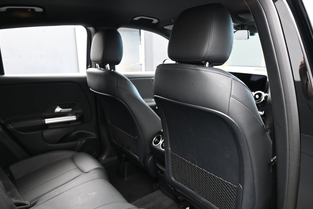 Used 2025 Mercedes-Benz GLA 250 image 39