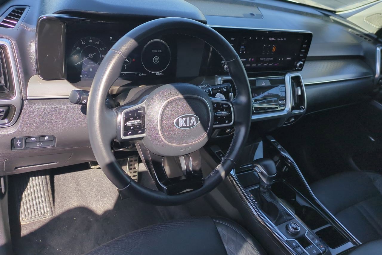 Certified 2021 Kia Sorento SX FWD image 10