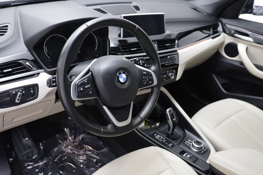 Used 2021 BMW X1 xDrive28i w/ Convenience Package AWD/4WD image 6
